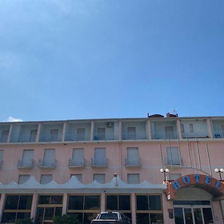 Al Torrione Bed & Breakfast Campora San Giovanni Dış mekan fotoğraf